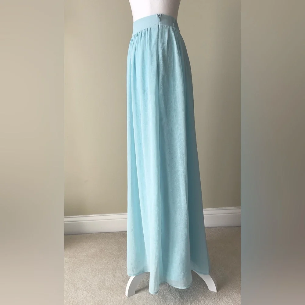 Pins and Needles Light Blue Chiffon Flowy Maxi Skirt EUC Size Small